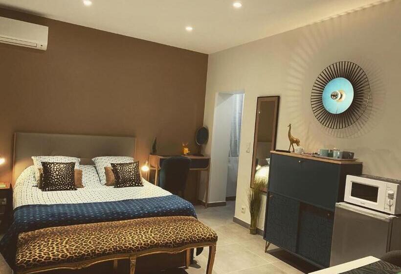 تختخواب و صبحانه La Corsa Chambre Familiale Deluxe