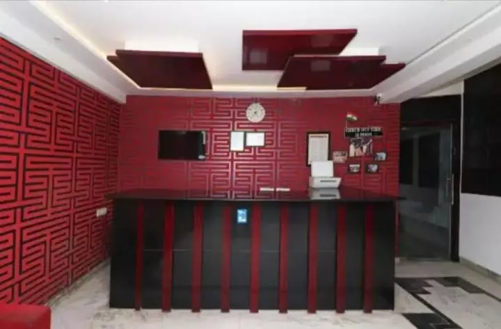 D’ Seasons Hotels & Restaurant By Wb Inn