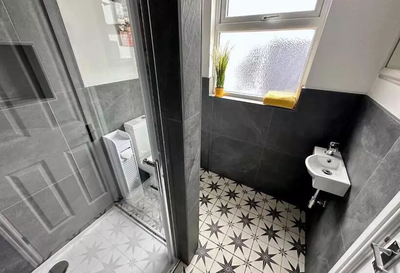 Hospedaria Breakers Guest House