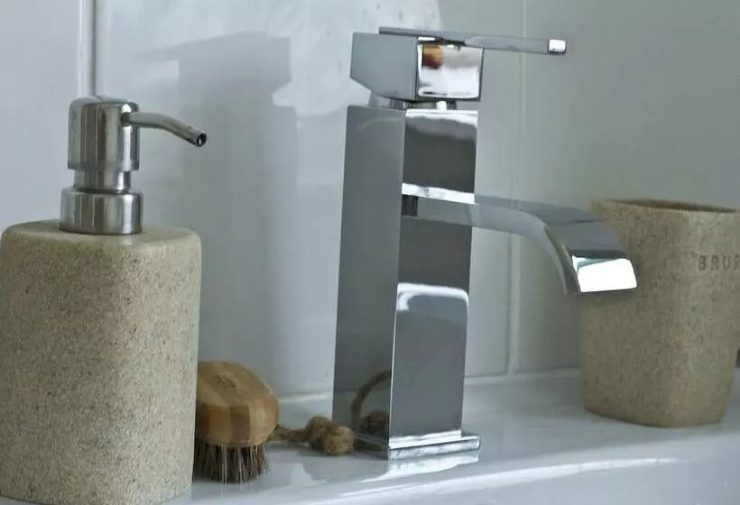 Nocleg ze śniadaniem Magpies Lodge