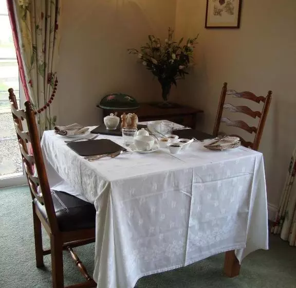 ベッドアンドブレックファースト The Paddock