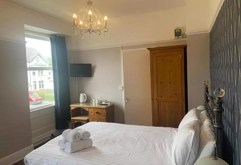 住宿加早餐 The Wylfa