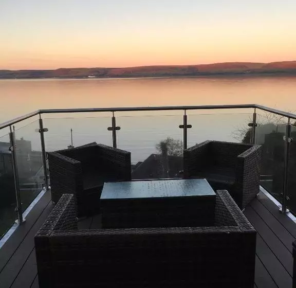 تختخواب و صبحانه Thornbank House