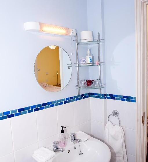 Holbrook Bed And Breakfast