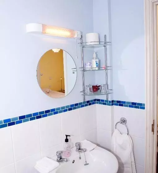 Holbrook Bed And Breakfast