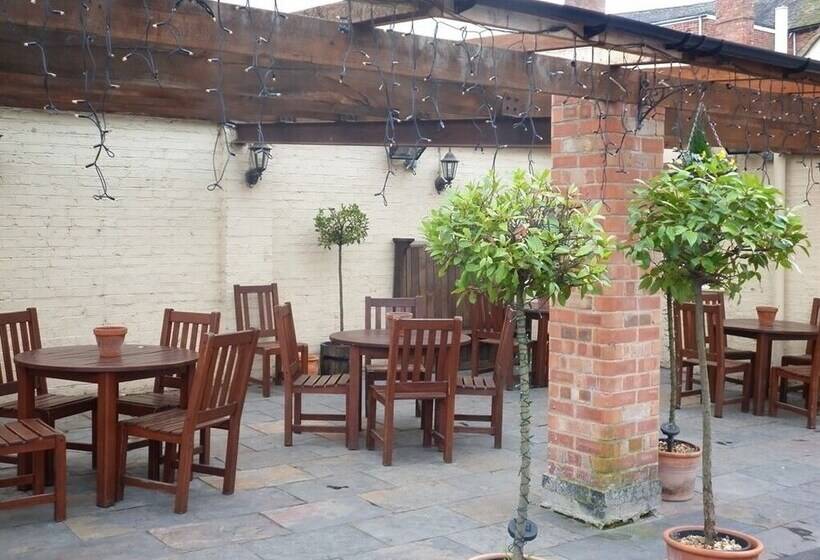 בית מלון כפרי Dixie Arms