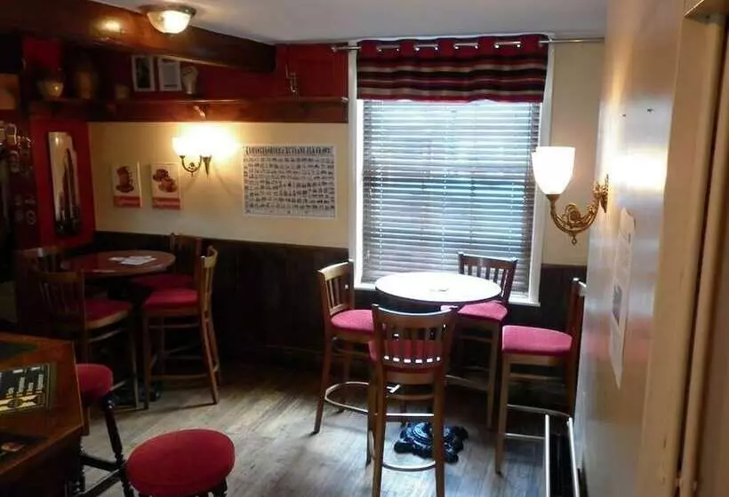 בית מלון כפרי Dixie Arms