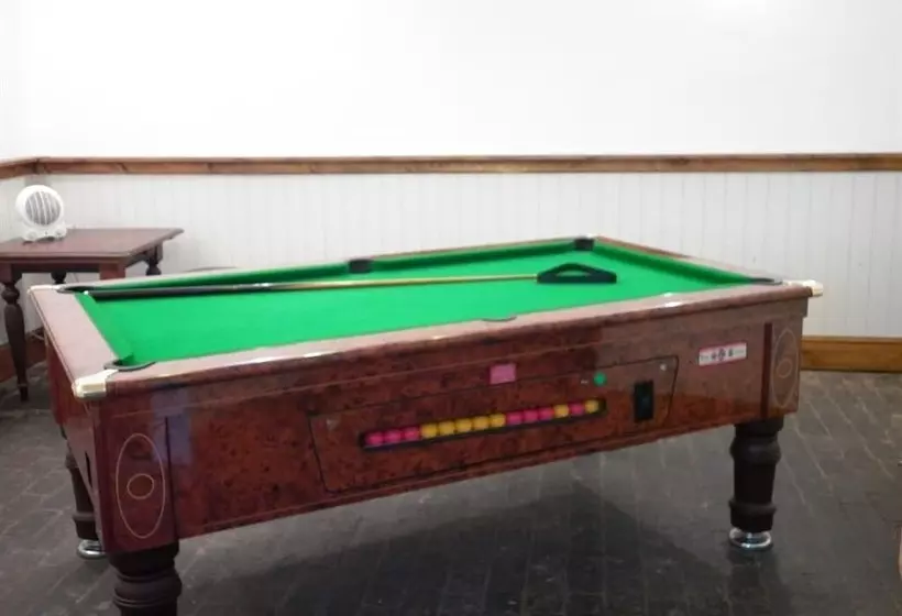 בית מלון כפרי Dixie Arms