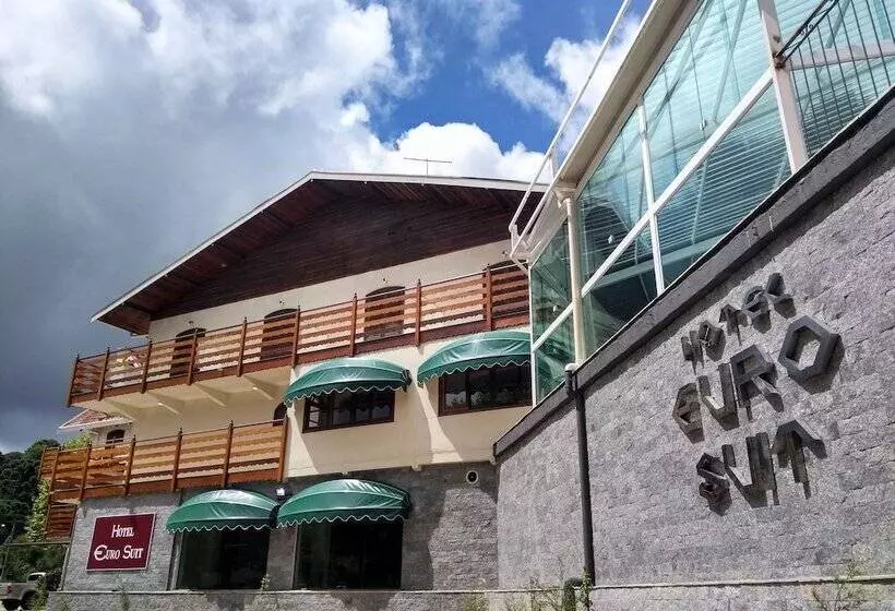 هتل Euro Suite Campos Do Jordão By Nacional Inn