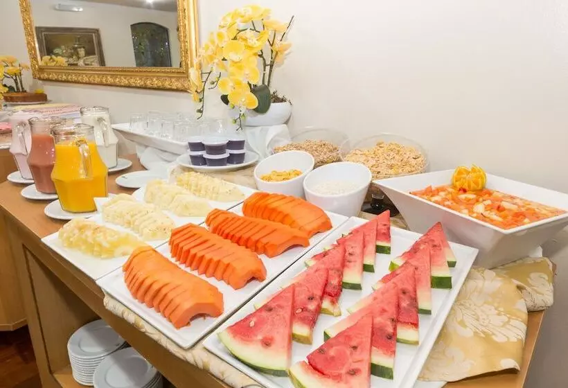 هتل Euro Suite Campos Do Jordão By Nacional Inn