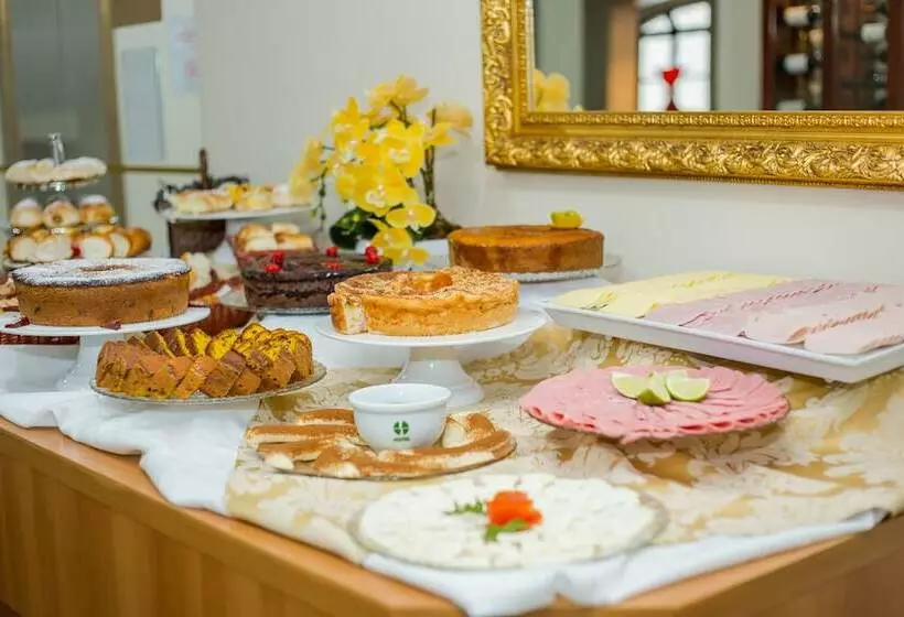 هتل Euro Suite Campos Do Jordão By Nacional Inn