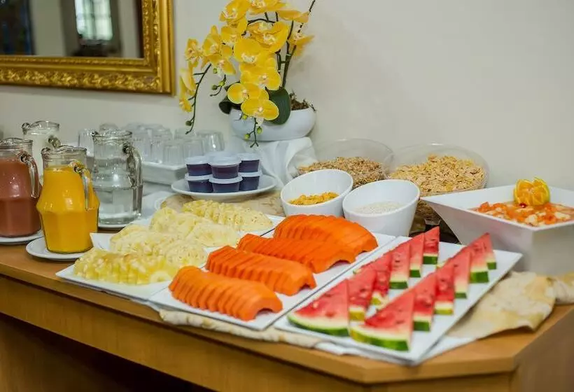 هتل Euro Suite Campos Do Jordão By Nacional Inn