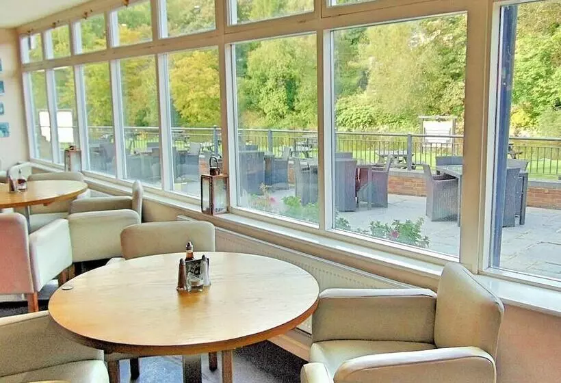 Hotel Half Moon Jackfield