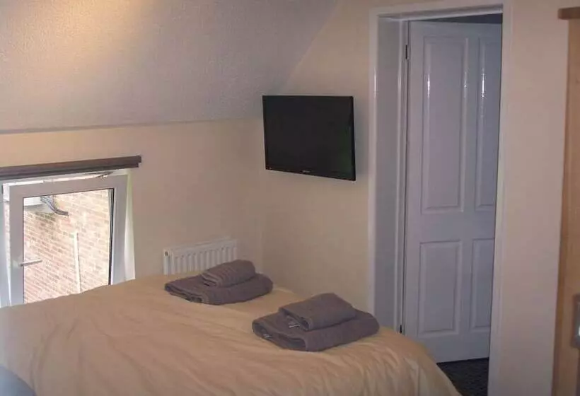 Hotel Half Moon Jackfield