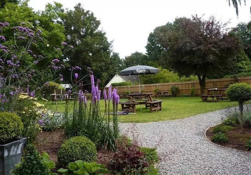 ホテル Harewood End Inn