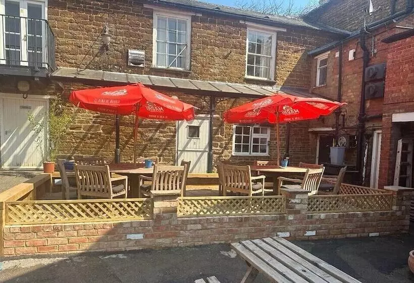 فندق Bartholomew Arms