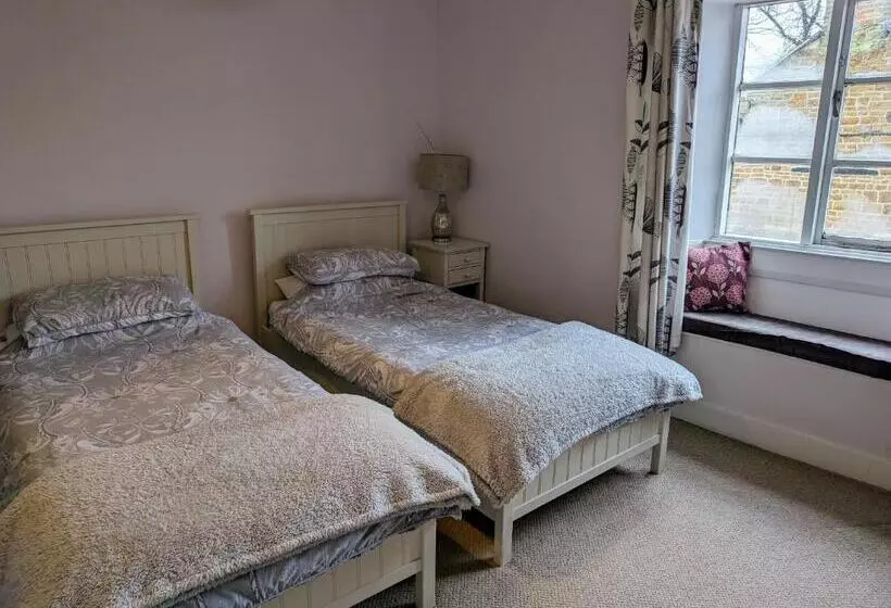 فندق Bartholomew Arms