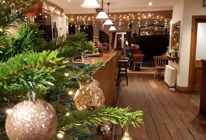 هتل The Bear & Swan