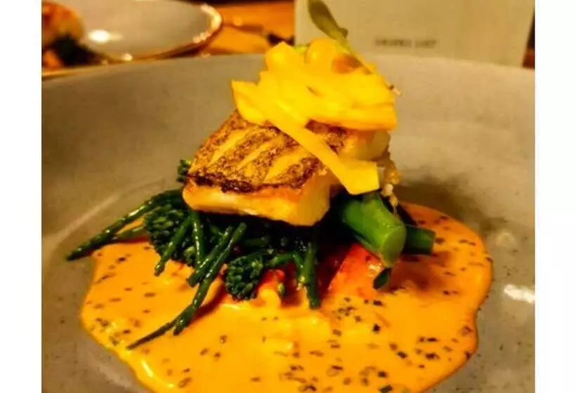 هتل The Bear & Swan