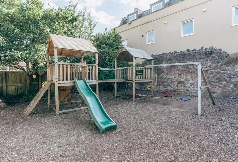 هتل The Bear & Swan