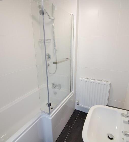 Отель Ellerby Country Inn