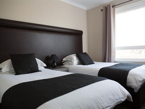 בית מלון כפרי The Greenside