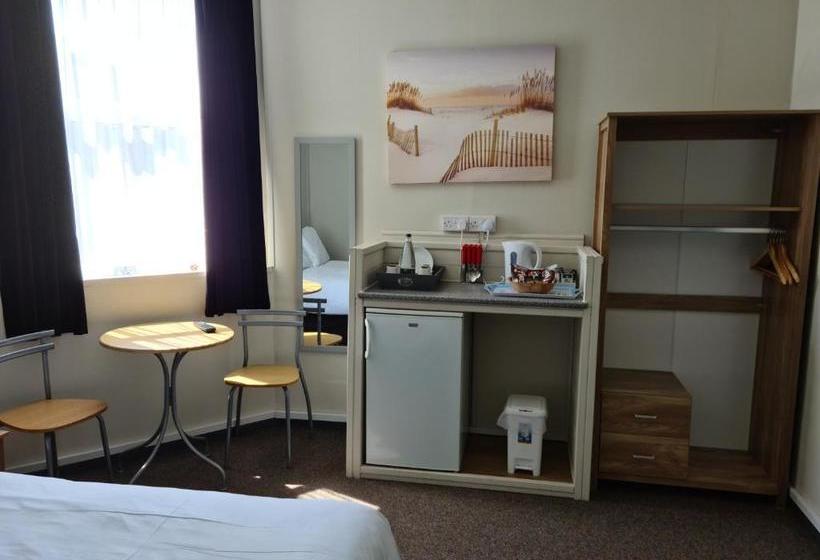 Отель The Royal Albion