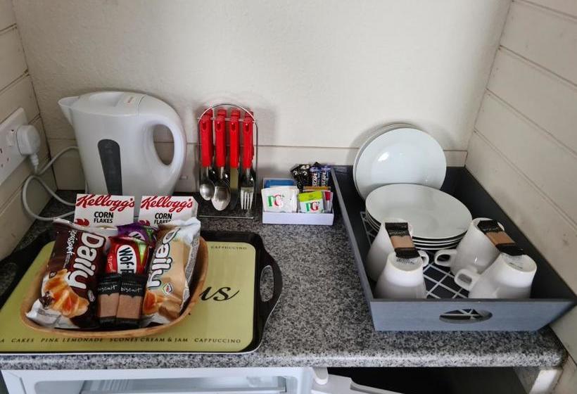 Отель The Royal Albion