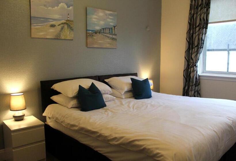 בית מלון כפרי The Woodhouse