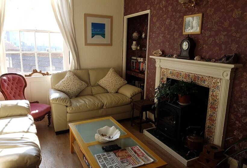 펜션 Beach View Guesthouse