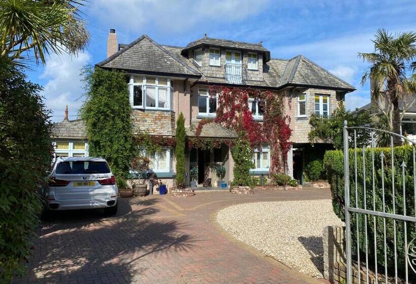 膳宿费 Bradleigh Lodge