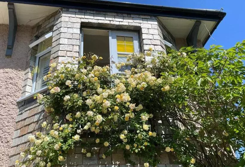 Pensió Bradleigh Lodge