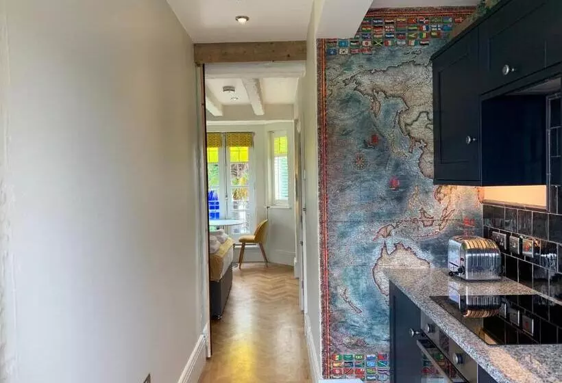 Pensió Bradleigh Lodge