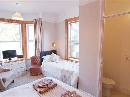 بنسيون Caythorpe House