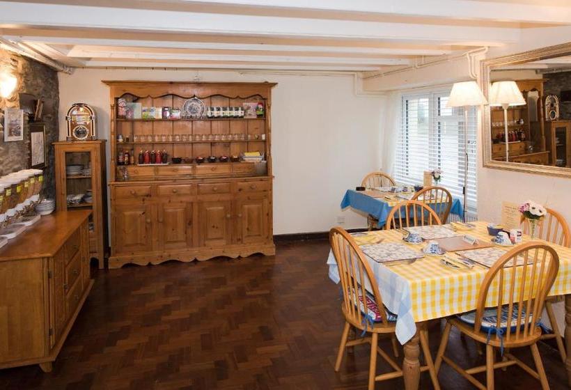 Пансион Little Harbour Guesthouse