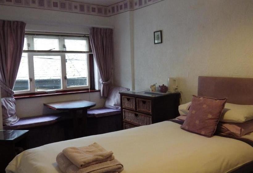 Пансион Little Harbour Guesthouse