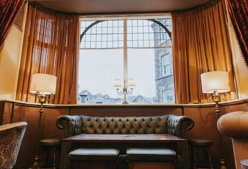 膳宿费 The Saddle Inn