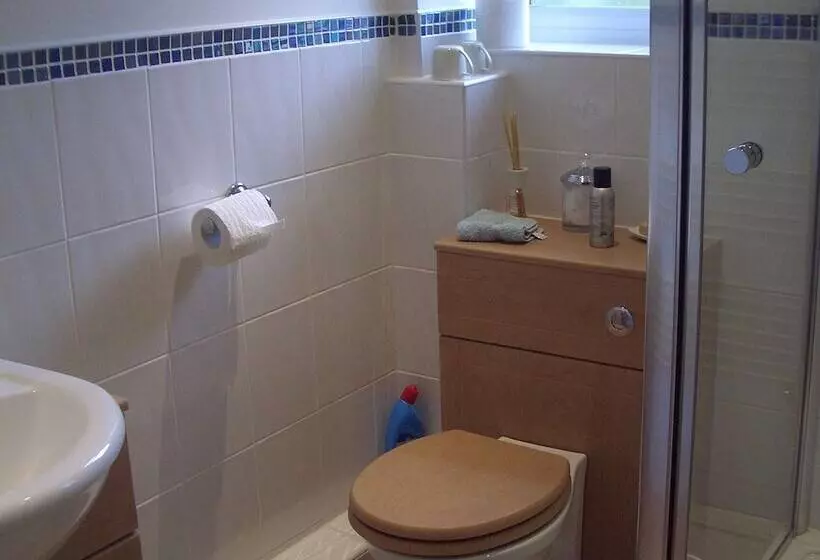 Quixhill  Denstone  Dove Meadow B & B