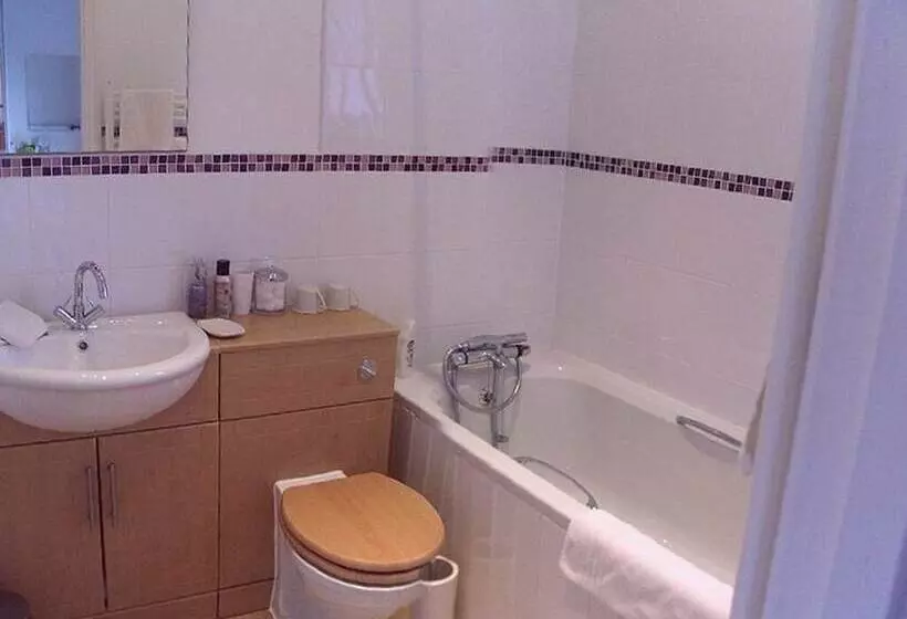 Quixhill  Denstone  Dove Meadow B & B