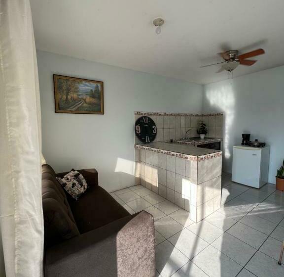 Villa Kasey Camila  5min From Sjo Airport