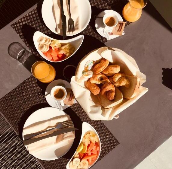 هتل Aqua Boutique