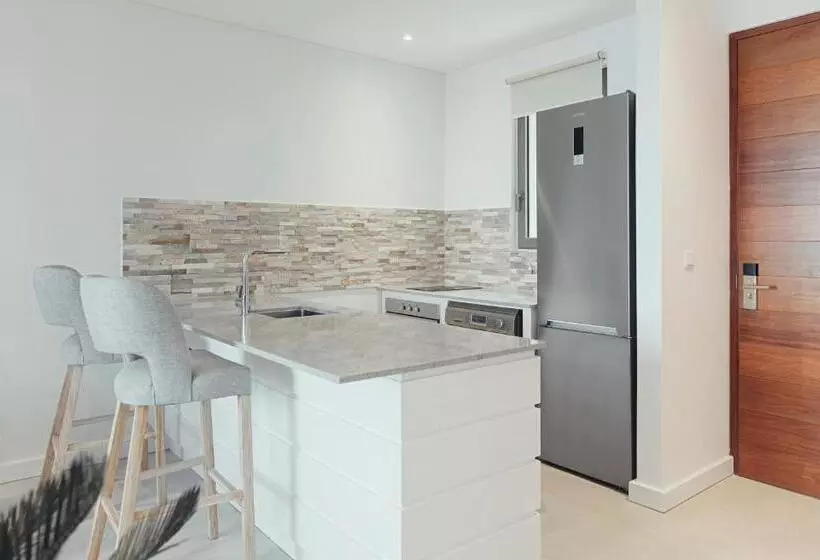 هتل Aqua Boutique