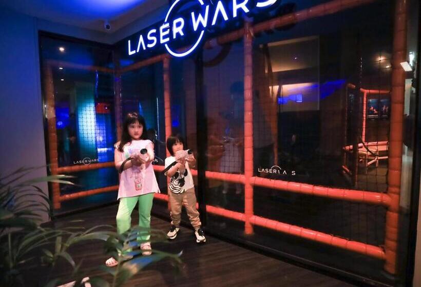 Balcony Seaside Sriracha Hotel & Serviced Apartments