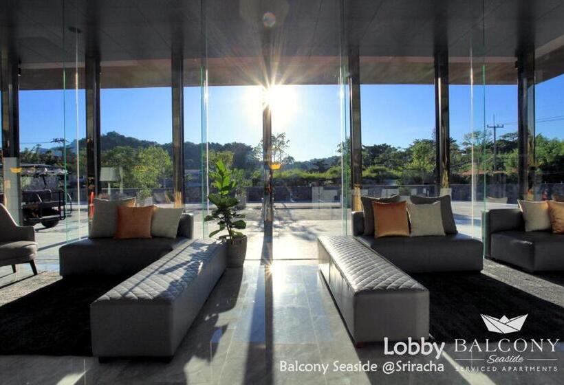 Balcony Seaside Sriracha Hotel & Serviced Apartments