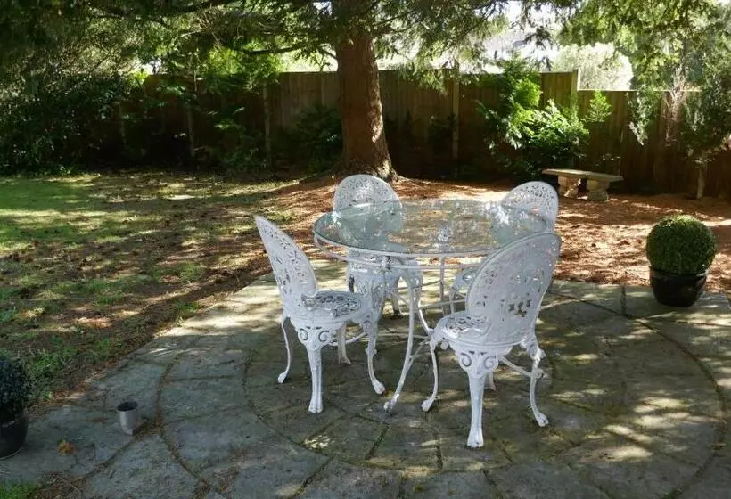 Bed and Breakfast Kerrington House