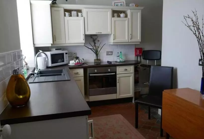 Bed and Breakfast Kerrington House