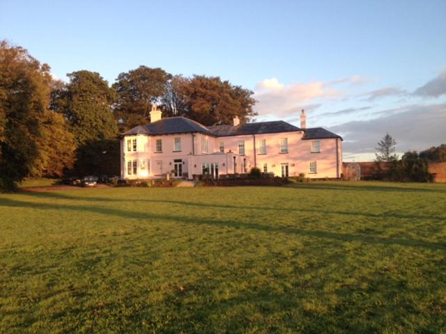 مبيت وإفطار Syon House