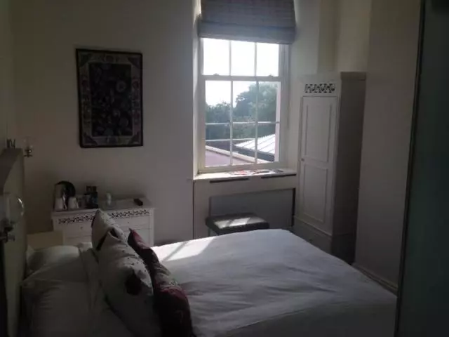 Bed and Breakfast Syon House