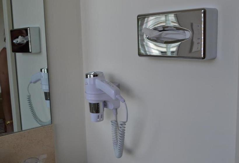 مبيت وإفطار Syon House