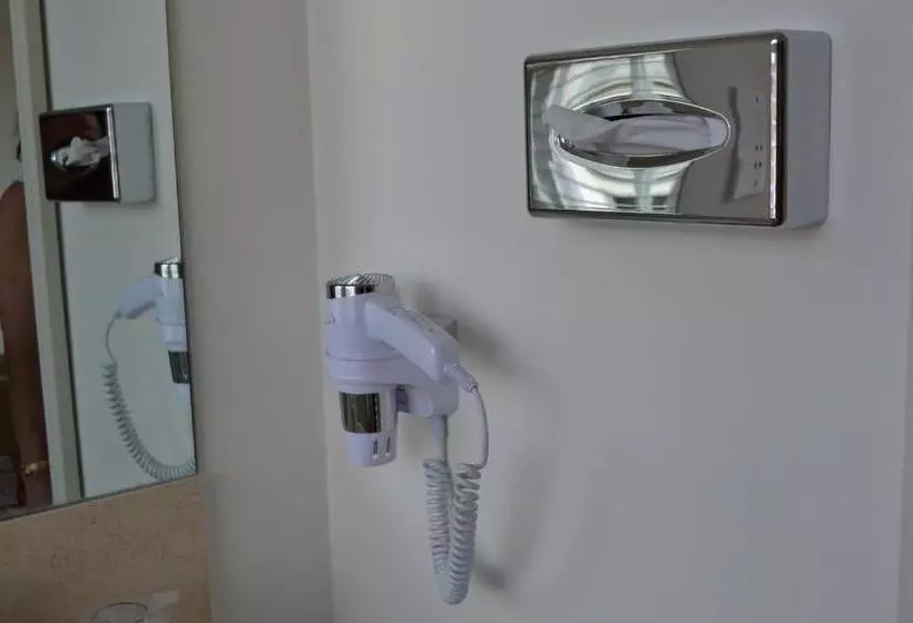 Bed and Breakfast Syon House